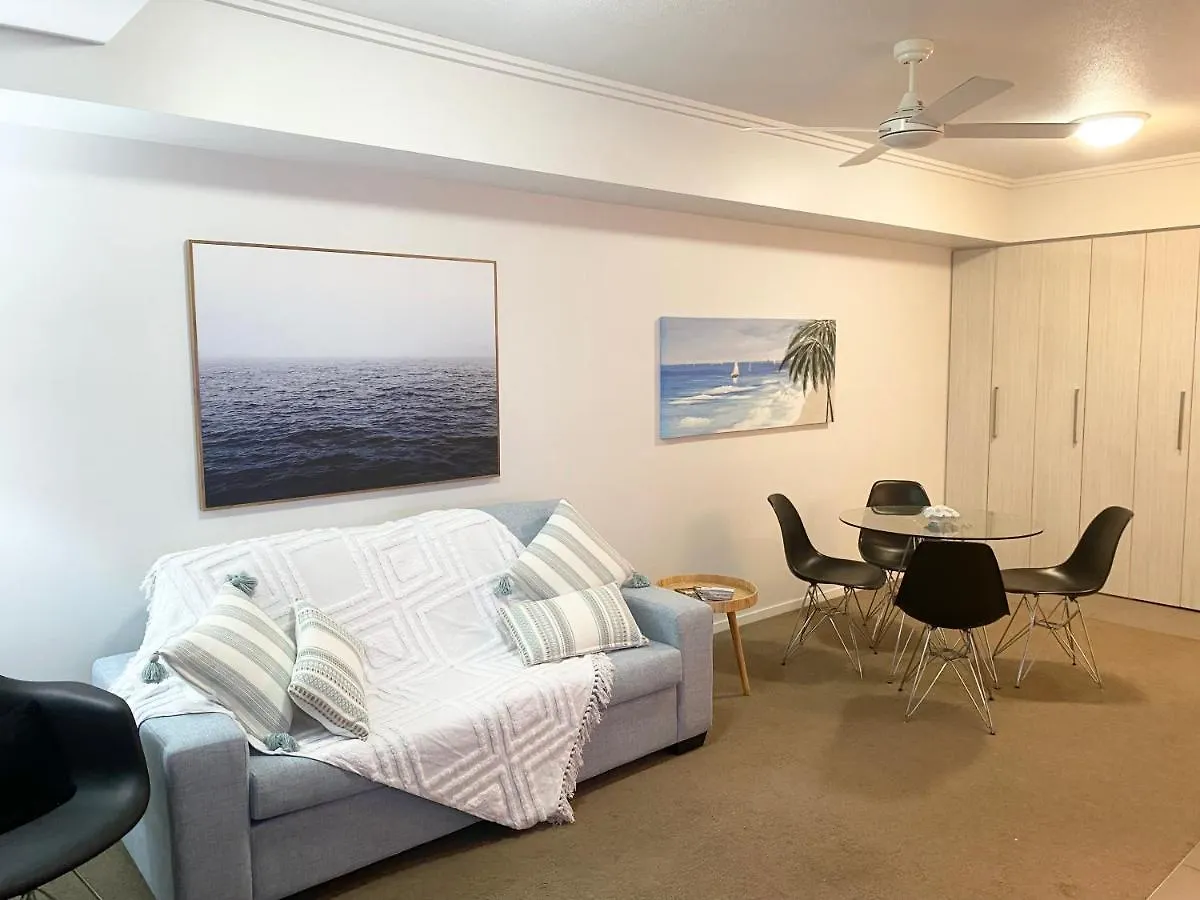 Cozy Cool Getaway Apartment Townsville Australia