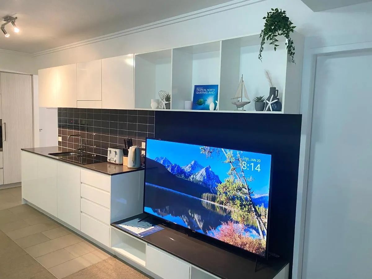 Cozy Cool Getaway Apartment Townsville